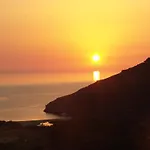 Onar Andros Landhaus Achla