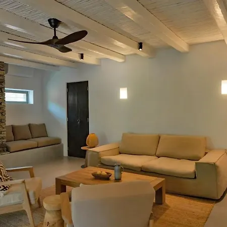 منزل ريفي Onar Andros