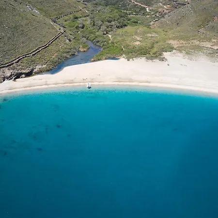 Onar Andros منزل ريفي